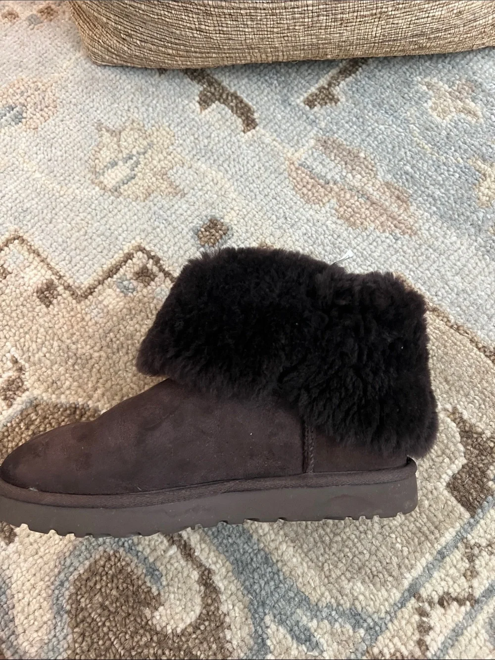 UGG short boot